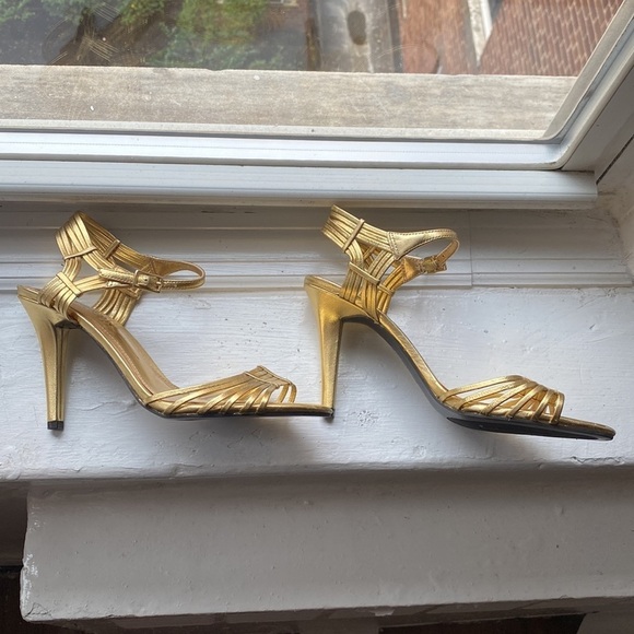 LAUREN Ralph Lauren gold strappy heel, size 7 - Picture 2 of 6